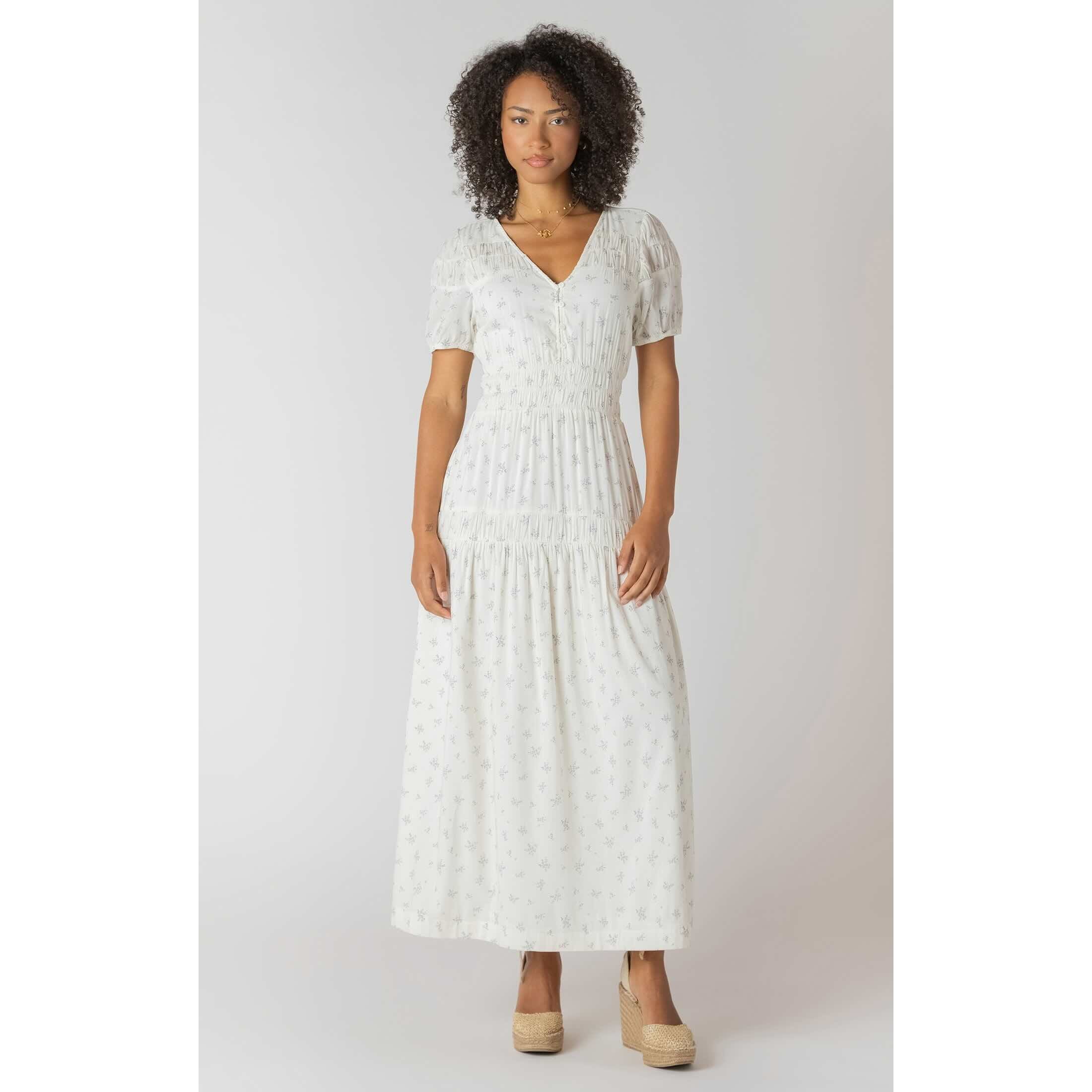 room34-botton-smoking-dress-2_91127fae-5aef-408c-91b6-02a3942f4ba2.jpg