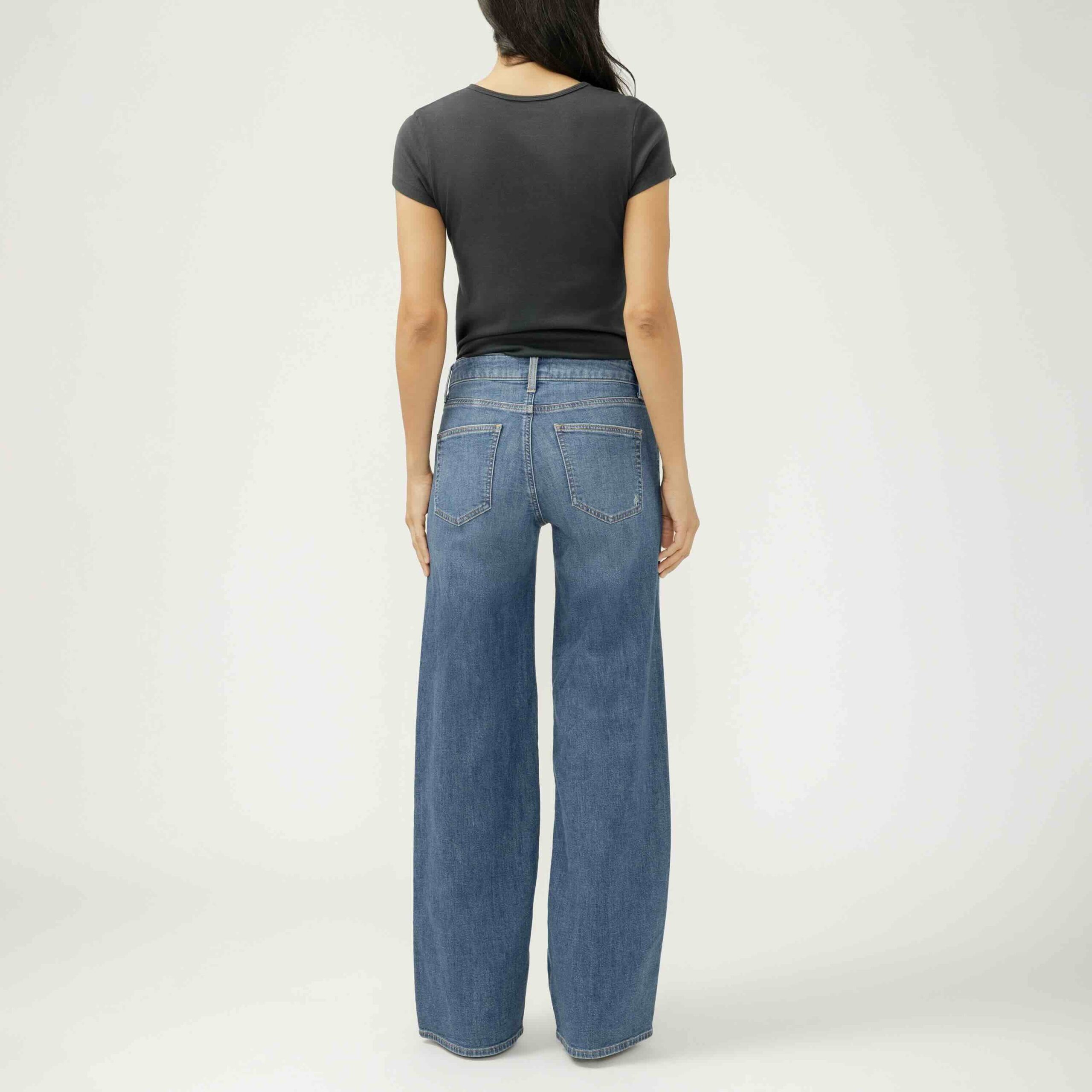 silver-suki-wide-leg-broydon-2_79f0901d-5c05-4b5f-91ca-2547c16b3a87.jpg