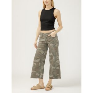 Wide Leg Crop in Camo